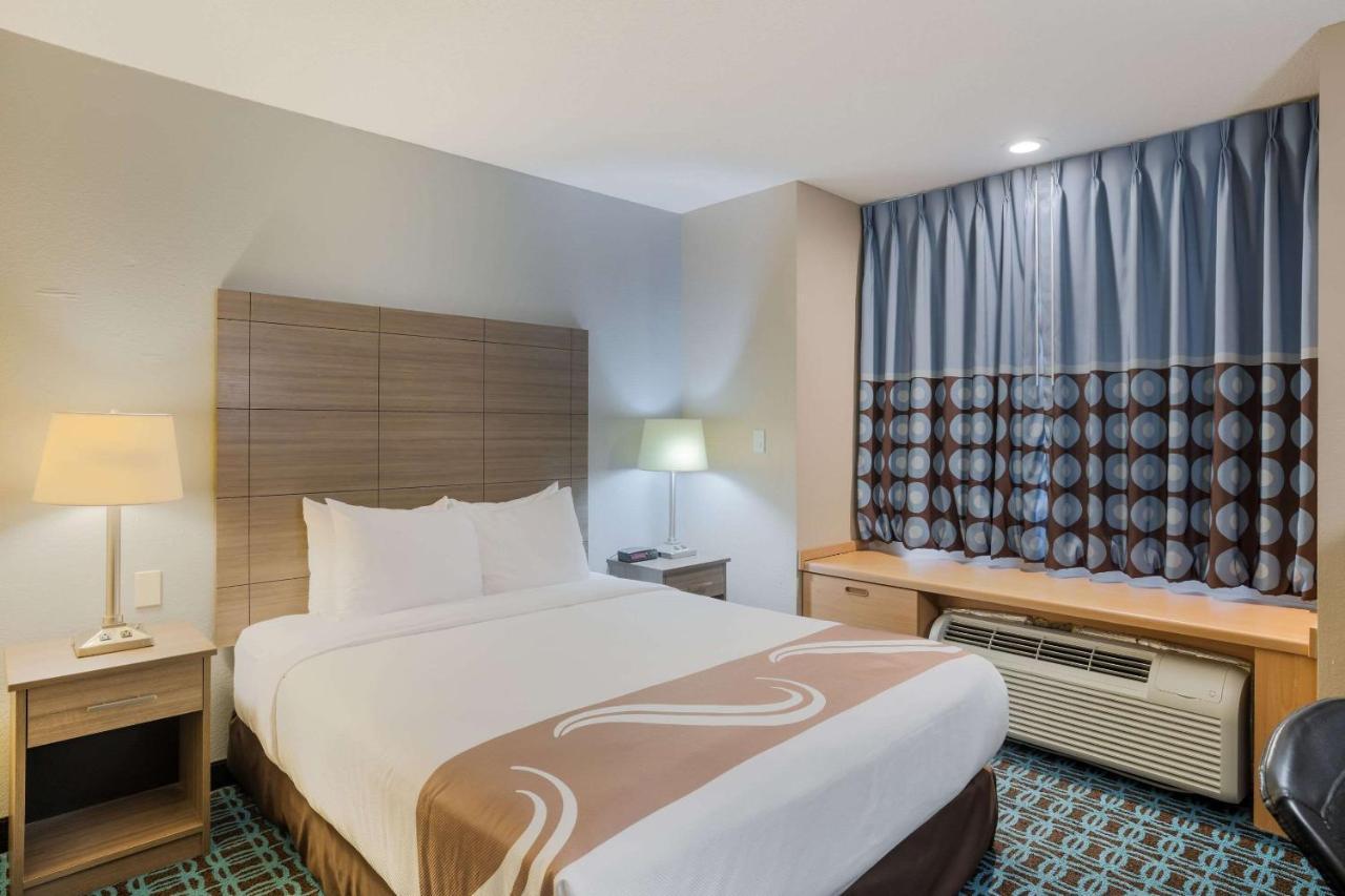 Sonesta Essential Hotel Blue Springs Buitenkant foto