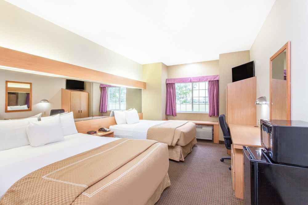 Sonesta Essential Hotel Blue Springs Buitenkant foto